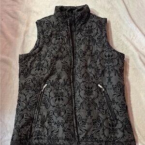 Jane Ashley Elegant Black and Gray Floral Vest